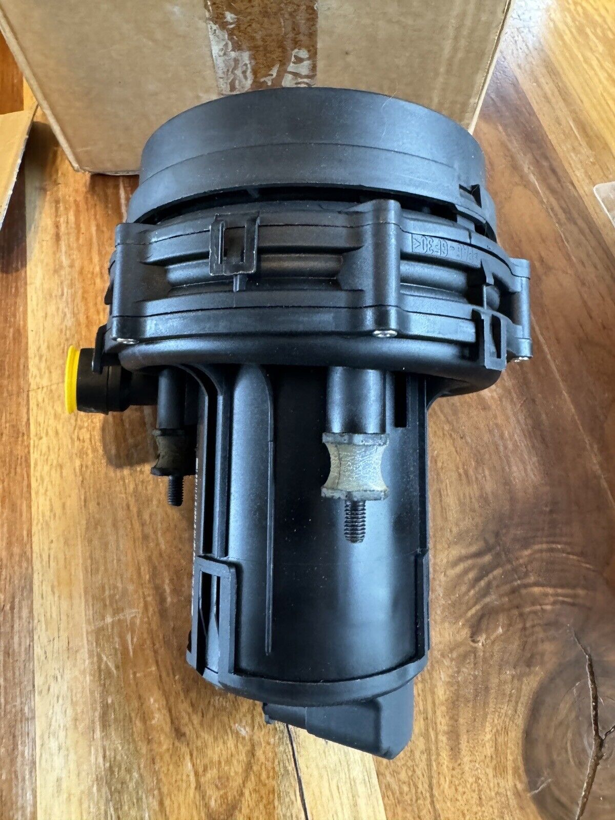 Land Range Rover P38 Discovery II 2 Secondary Air Pump Injection OEM Pierburg