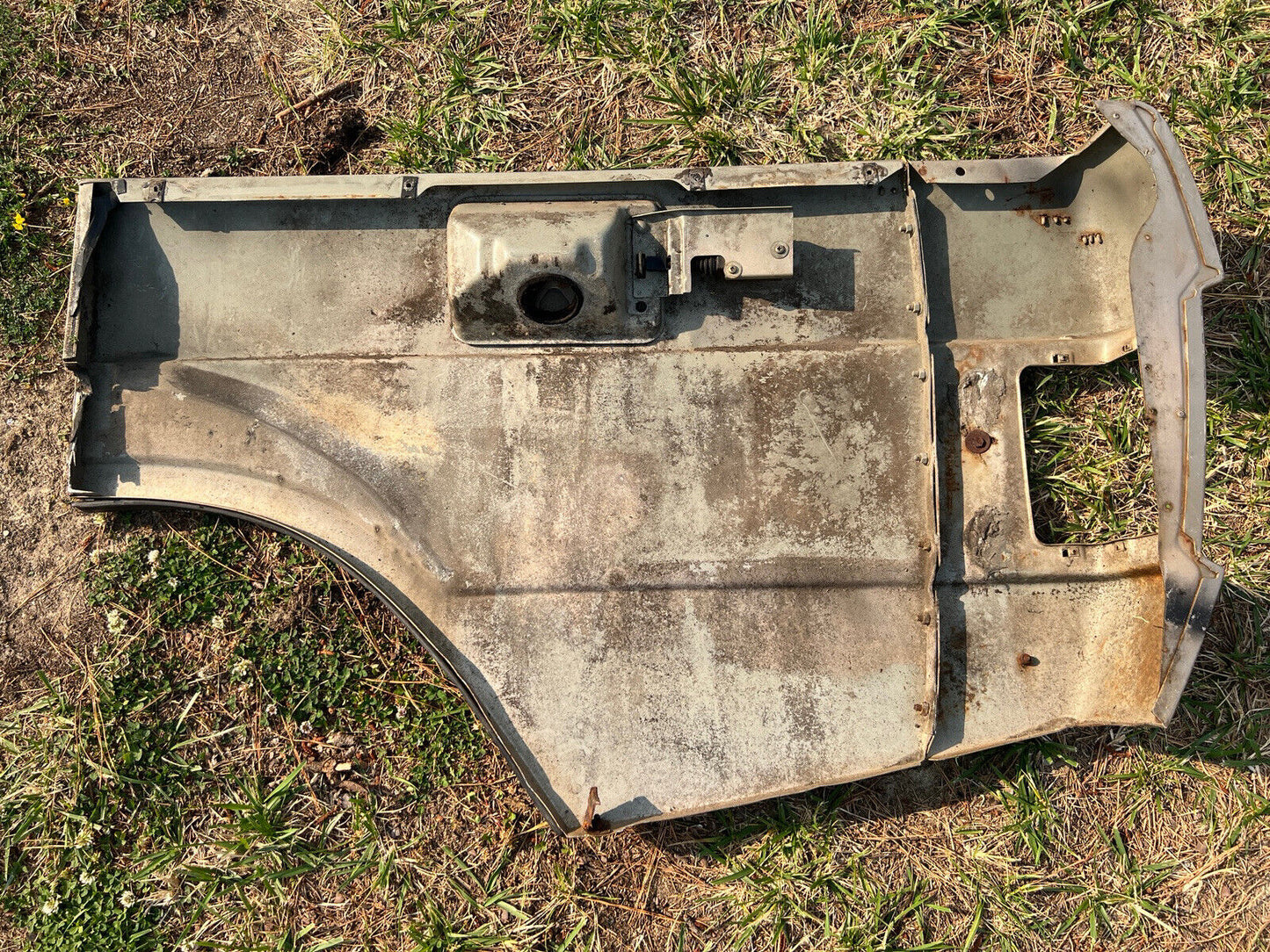 Land Rover Range Rover Classic Right Rear Quarter Panel Fender OEM