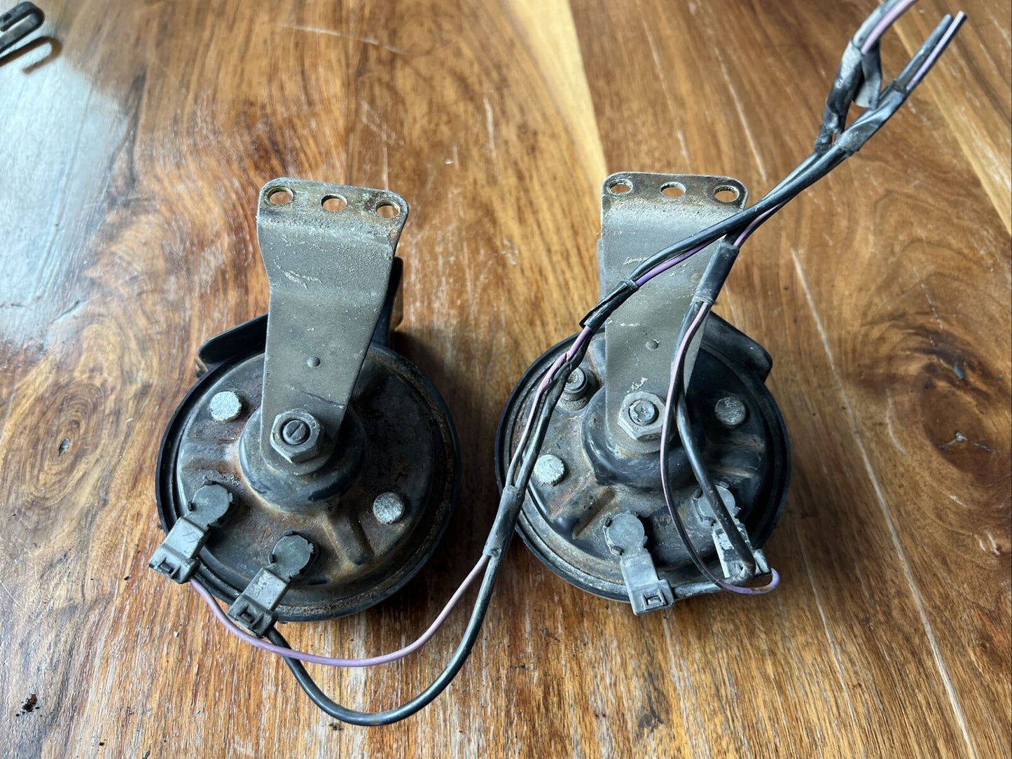 Range Rover Classic , Land Rover & MGB OEM Mixo TR99 High & Low Tone Horns