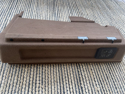 RANGE ROVER CLASSIC REAR PARCEL SHELF RIGHT SIDE SUPPORT