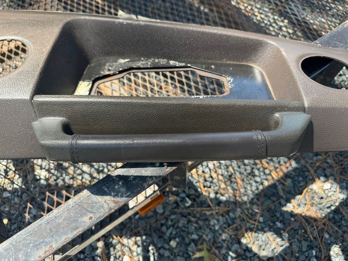 1987-1994 Range Rover Dash Top With Grab Bar