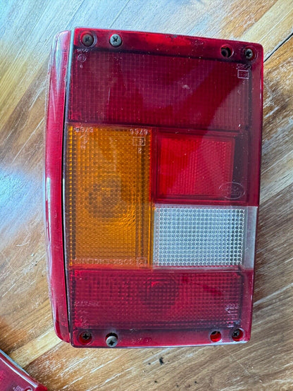 87-95 Range Rover Classic Tail Light Lamp Assembly OEM Passenger Right Side RH