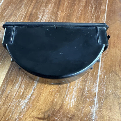 RANGE ROVER CLASSIC/ DISCOVERY CENTER CONSOLE REAR ASHTRAY AWR1399 OEM