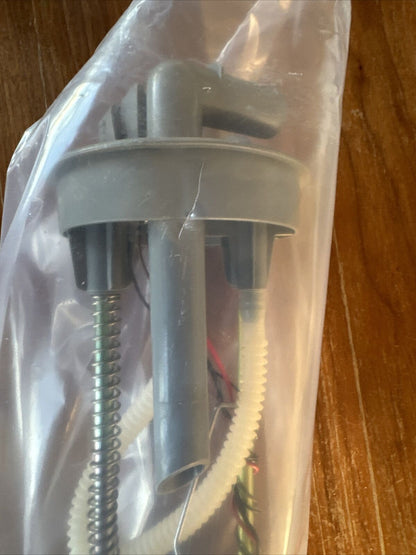 NEW LAND ROVER FUEL PUMP W/ NUTS & SEAL RANGE ROVER P38 95-97 STC4344 NTC5859