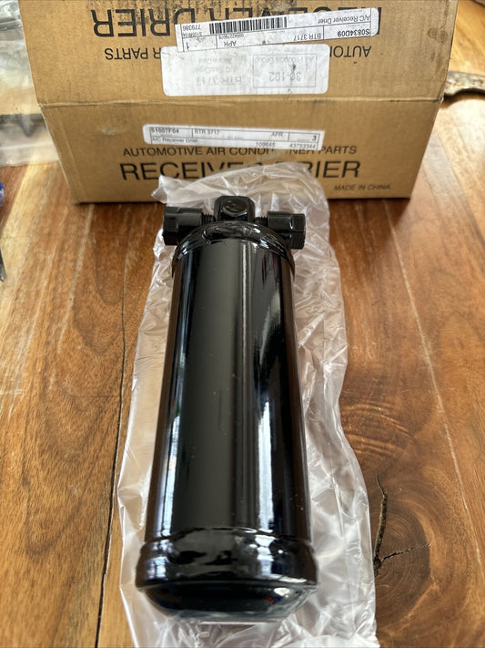 New Range Land Rover Classic Air Conditioning Receiver and Drier BTR3717