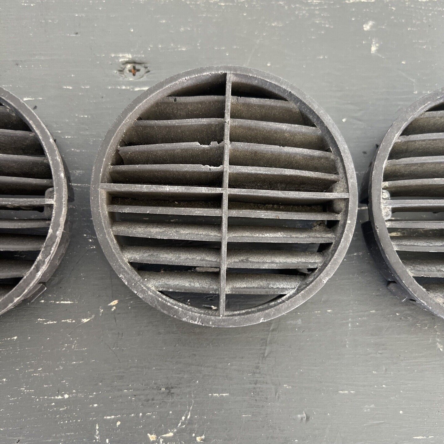 LAND ROVER RANGE ROVER CLASSIC 87-95 HARD DASH DEMISTER VENT SET OF 4