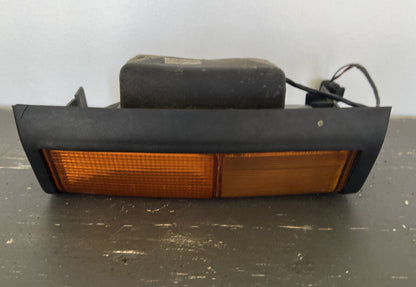 Range Rover Classic 88-94 OEM Drivers Front Corner Light Turn Signal