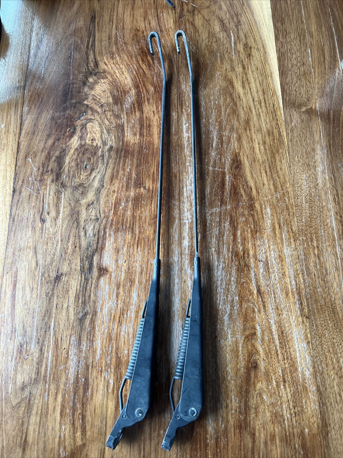 Range Rover Classic Front Windscreen Wiper Arm Spline Version US Sel Rover Revival