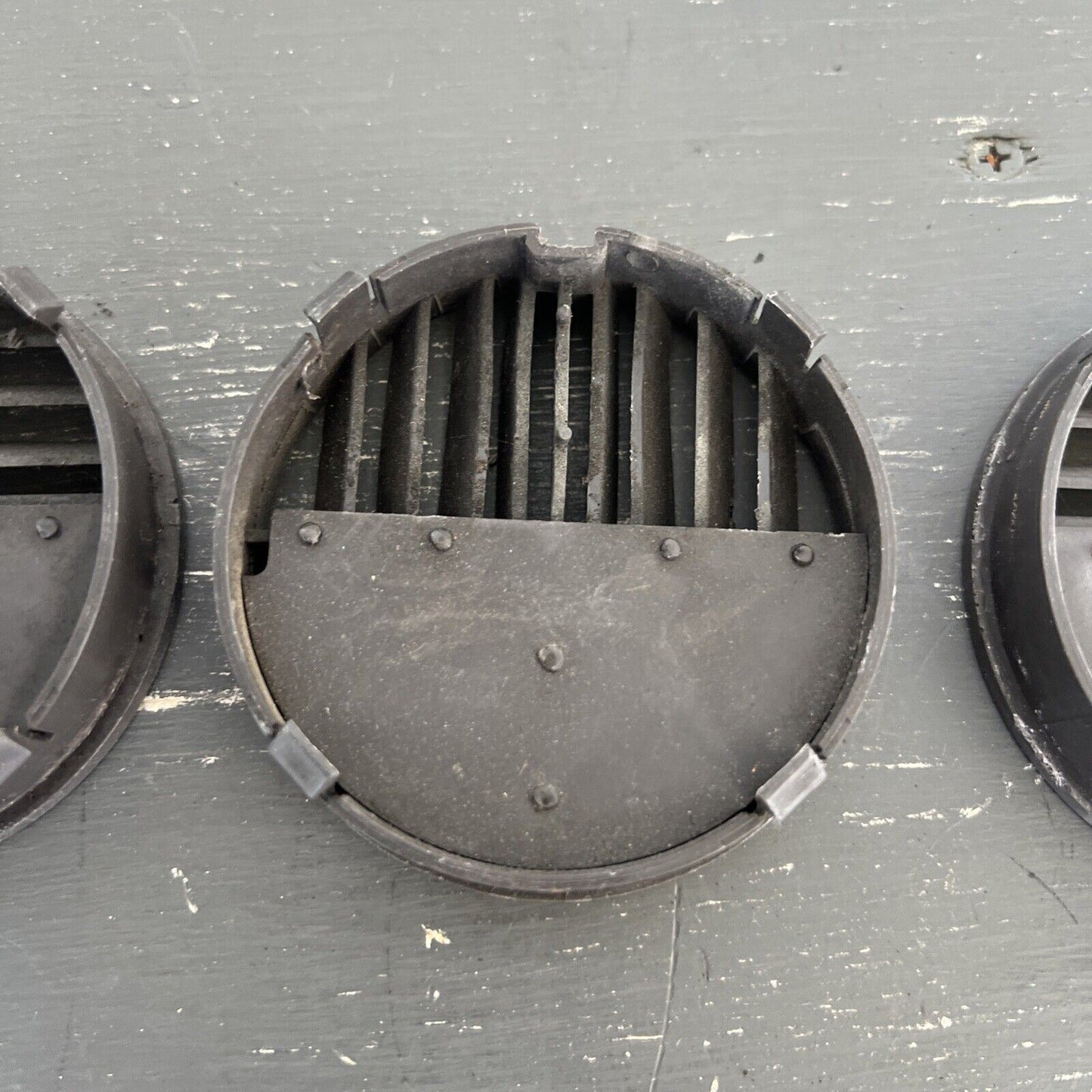 LAND ROVER RANGE ROVER CLASSIC 87-95 HARD DASH DEMISTER VENT SET OF 4