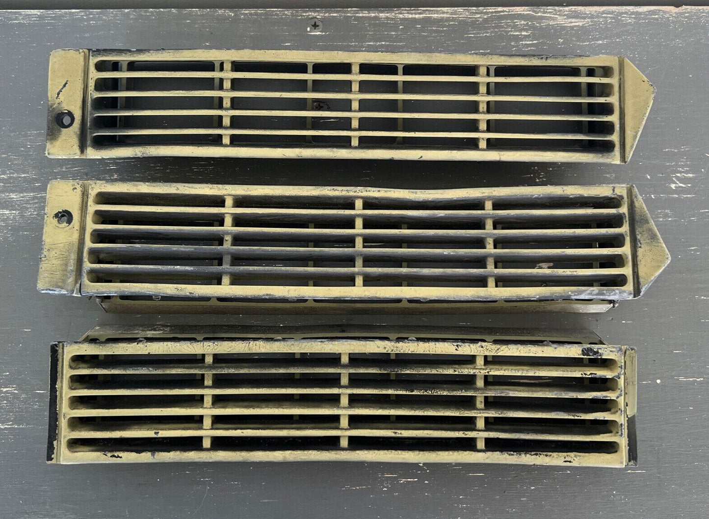 RANGE ROVER CLASSIC SCUTTLE PANEL GRILLS VENTS COMPLETE SET